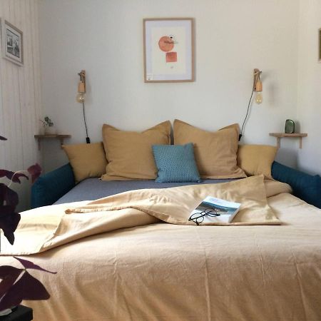 Nuitee Naturopathique La Rochelle  Buitenkant foto