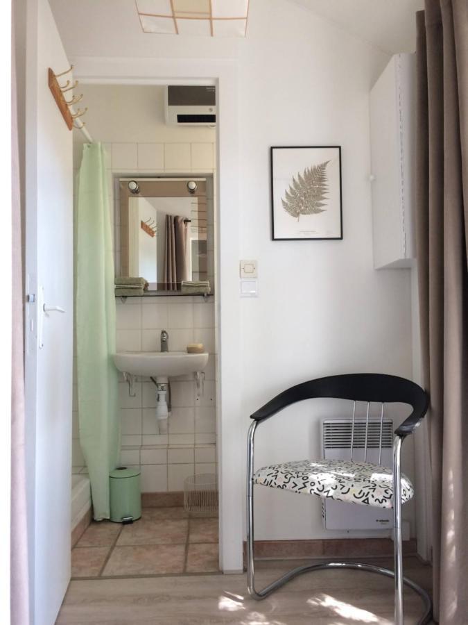 Nuitee Naturopathique La Rochelle  Buitenkant foto